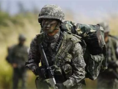 兵役登记非儿戏  逃避后果很严重