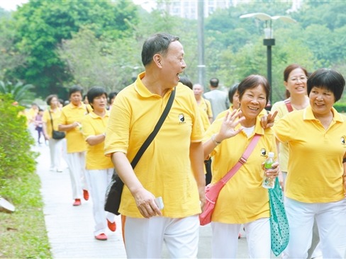 报名啦！和谐路社区春季健步行活动开始啦！来吧，一起燃烧你的卡路里。