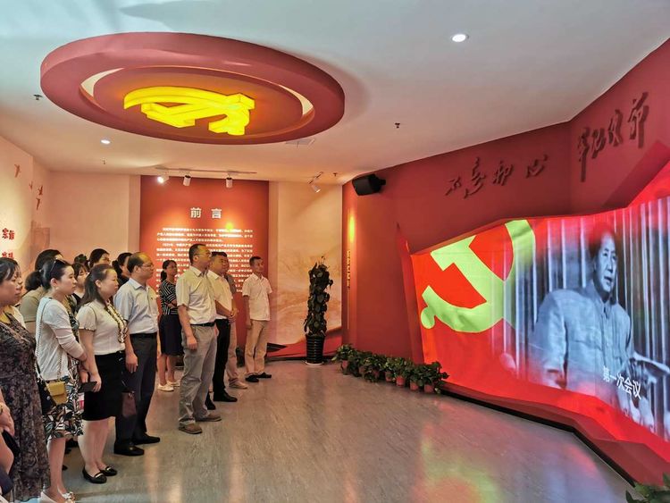 https://s01.9175917.cn/community/uploads/20191018/f95ba02fb6a19a23da9e5842c4b61911.jpeg
