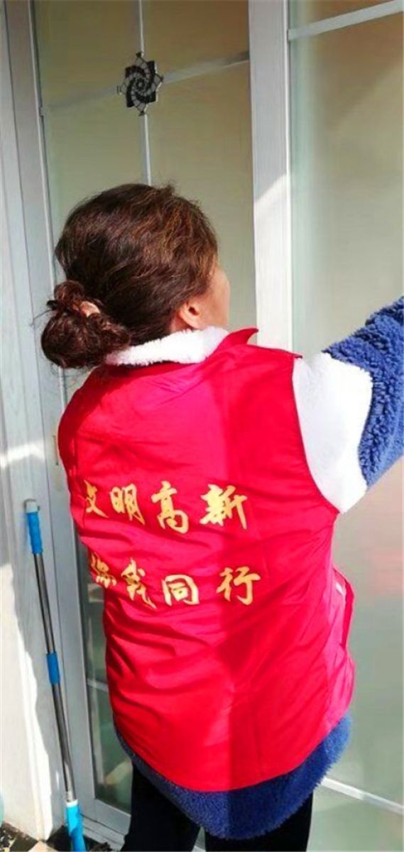 学子路社区开展帮扶困难家庭志愿活动