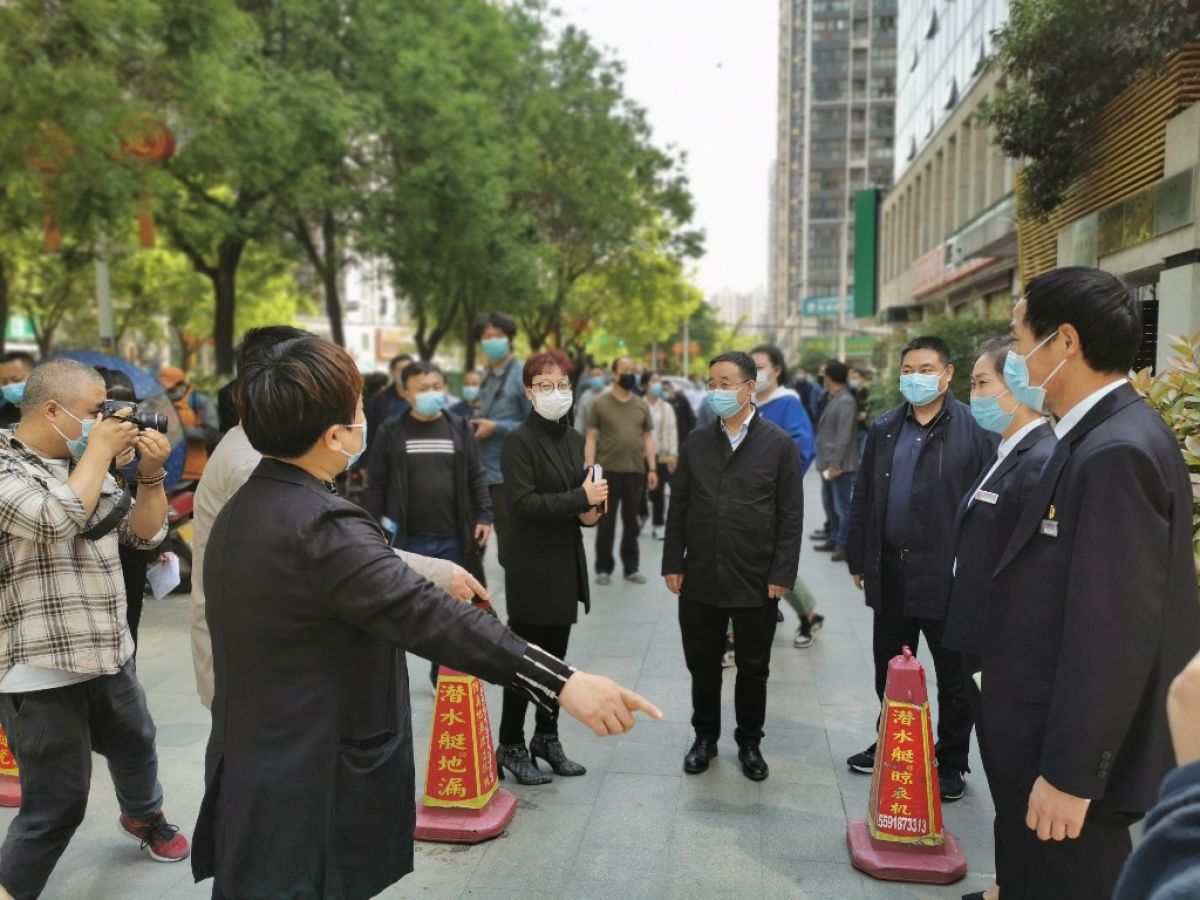 欢迎市观摩团来我社区莅临指导工作