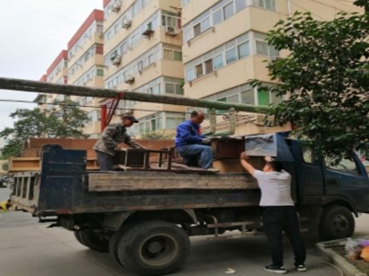 创文迎检环境卫生大整治