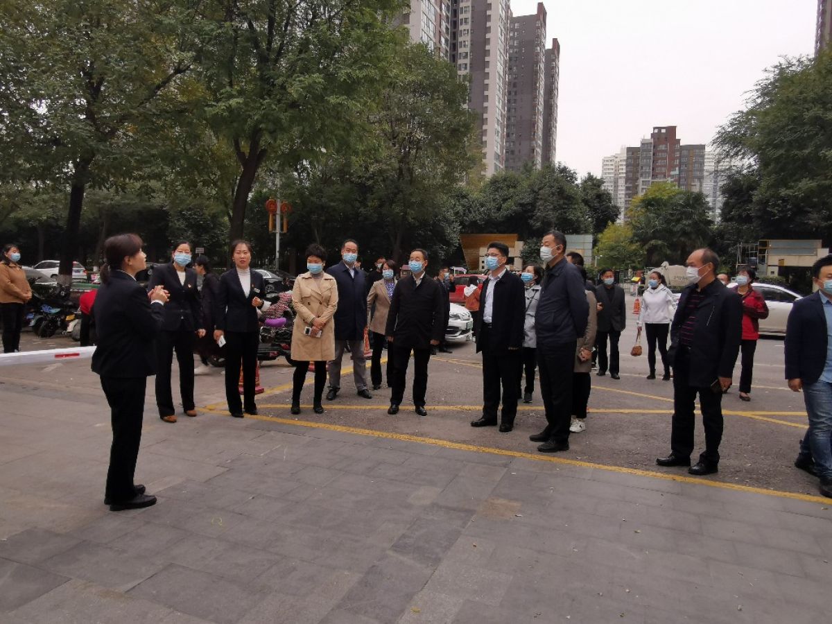 南京市文明办一行赴高山流水社区调研创文工作