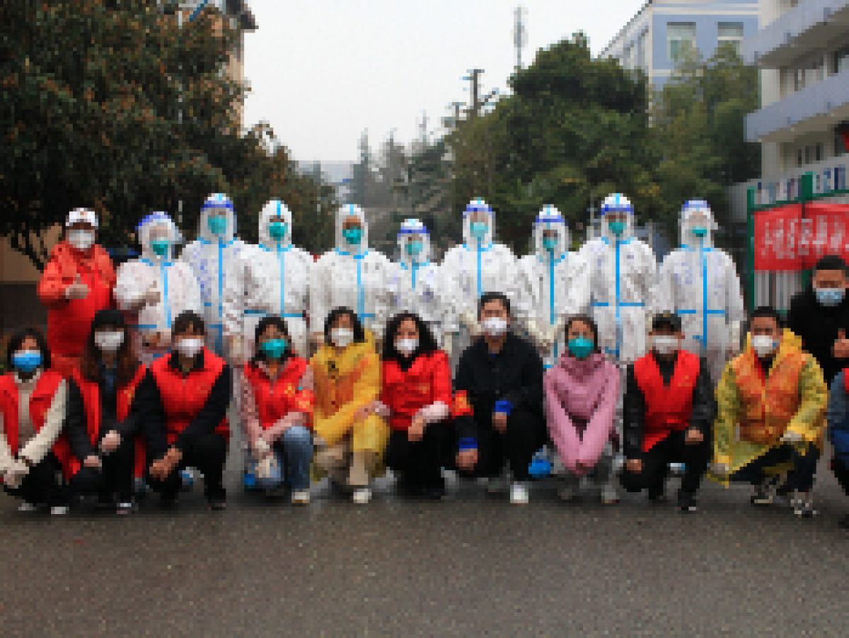 众志成城抗疫情 党员干部在一线