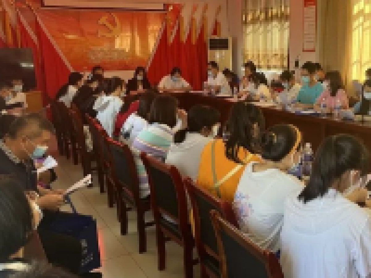 【蔡家坡镇东街社区新时代文明实践站】“敲门”行动志愿行 疫苗接种共担当