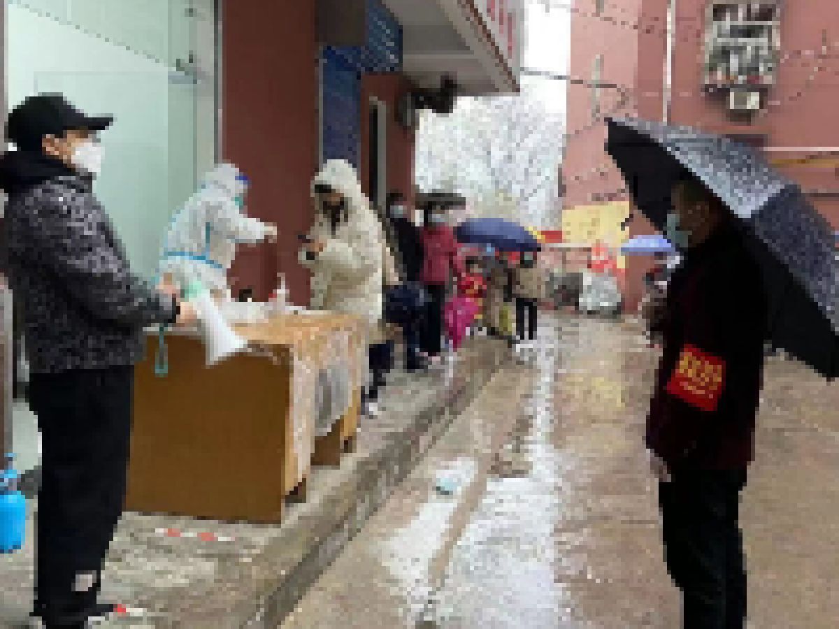  自治小组长  防疫扛重任