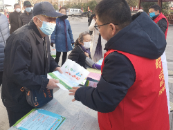 践行垃圾分类     “3.5学雷锋”宣传服务活动