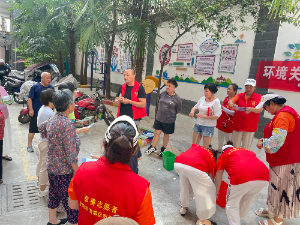 “环境关系你我他，垃圾分类靠大家”主题宣传