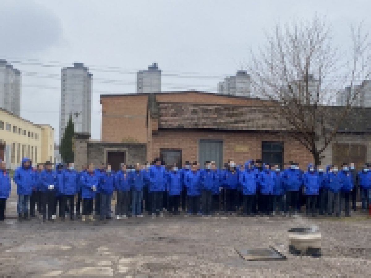 【平安型社区】消防演练进企业 筑牢安全“防火线”