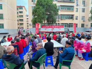 【我们的节日】凤鸣东路社区开展“话家常 品粽子 ‘香’约端午聚民心”主题活动