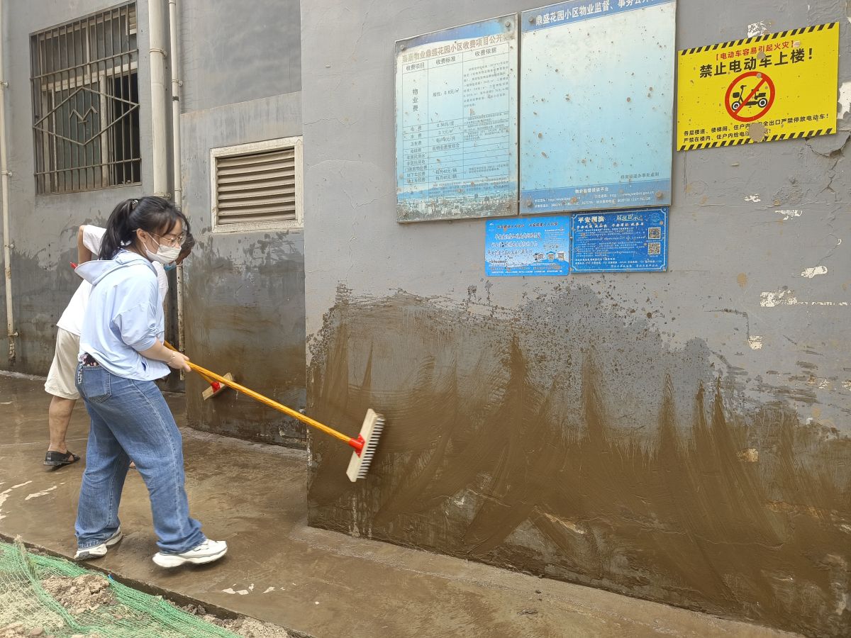 【公园路社区】“迎国庆 优环境”秋日特别行动