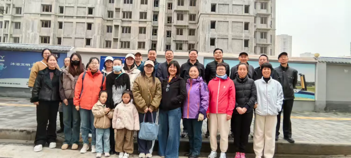 【社区志愿服务，传递温暖力量】高山流水社区开展马拉松赛事志愿服务活动