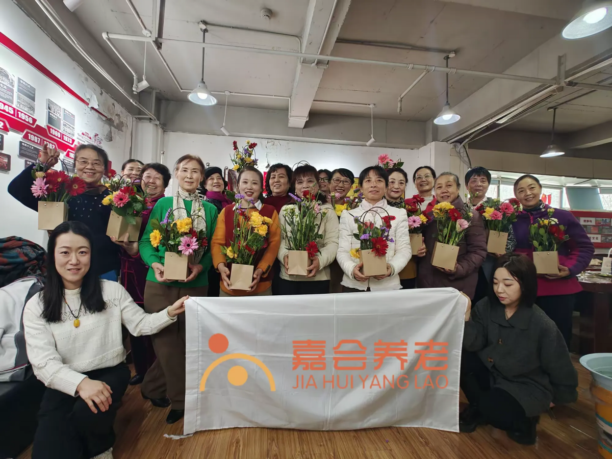 双节奇遇！高山流水社区的花样浪漫