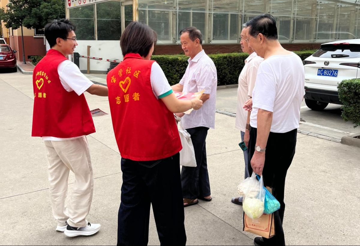 羽翼共守护，法治卫蓝天——宝管社区开展鸟类等野生动物保护宣传