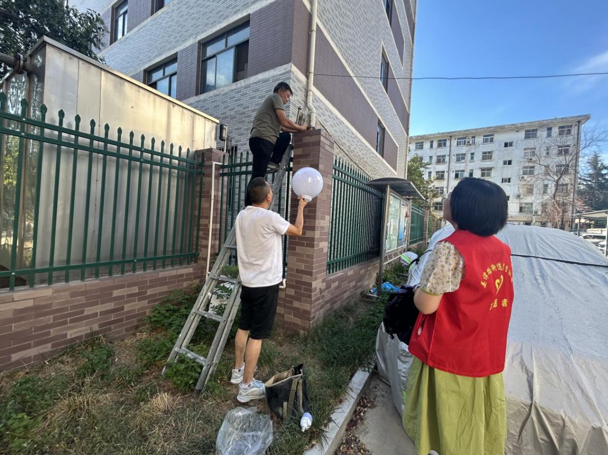 点亮回家路 温暖居民心